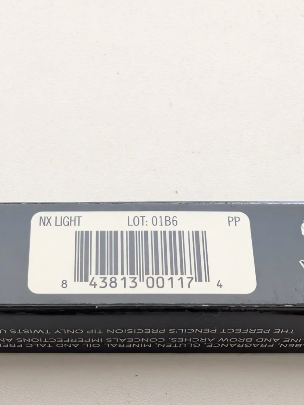COVER FX Perfect Pencil N X LIGHT .28g / .01 oz New with Box DISCONTINUED